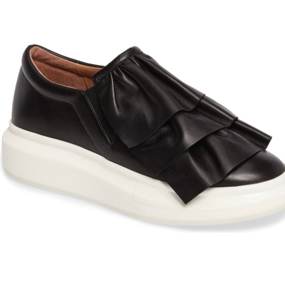 Adorable ruffle leather slip on shoes w/ platform